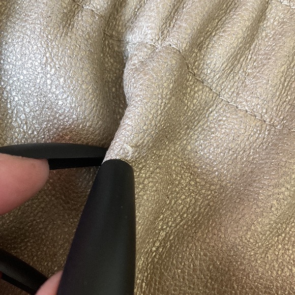 Rachel Roy®️ Gold Brushed Soft Faux Leather Skirt with HandPockets NWOTs - Picture 4 of 7